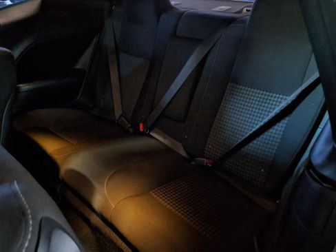 Used 2022 Dodge Challenger GT image 11