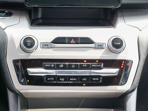 Certified 2023 Ford Explorer XLT w/ Equipment Group 202A image 11