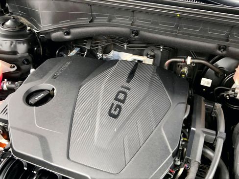 Used 2024 Kia Sorento S image 28