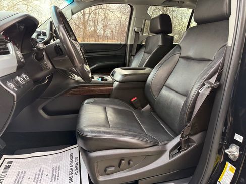 Used 2016 GMC Yukon SLT w/ Open Road Package image 19