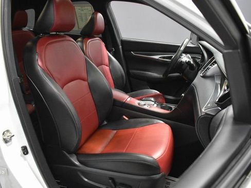 Used 2023 INFINITI QX50 Sport image 14