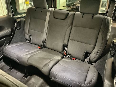 Used 2022 Jeep Wrangler Unlimited Sahara w/ Cold Weather Group image 23