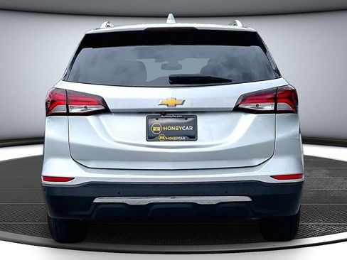 Used 2022 Chevrolet Equinox Premier AWD/4WD image 5