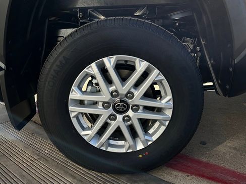 New 2026 Toyota Tundra SR5 image 9