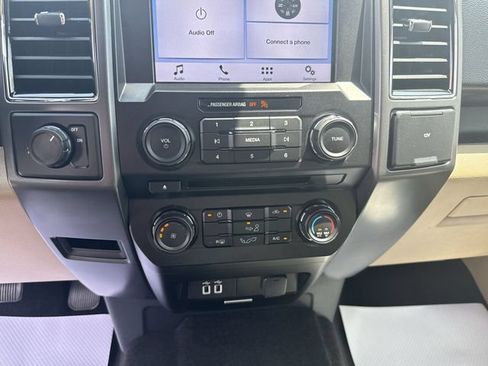 Used 2018 Ford F150 XLT w/ Equipment Group 301A Mid RWD image 18