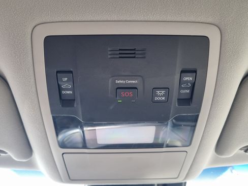 Used 2019 Lexus RX 450h AWD w/ Navigation Package image 33