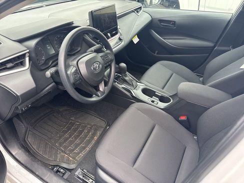 Used 2024 Toyota Corolla LE image 11