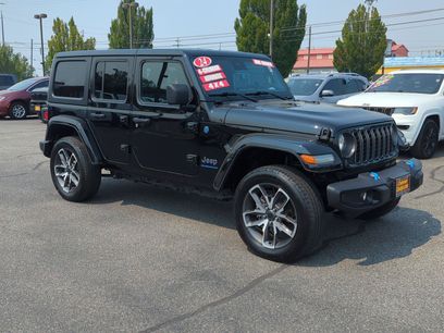 Used 2024 Jeep Wrangler Unlimited w/ Technology Group