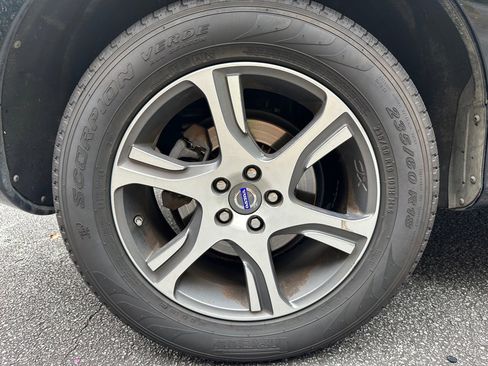 Used 2015 Volvo XC60 T6 Premier Plus image 18