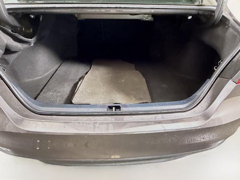 Used 2022 Toyota Camry LE FWD image 34