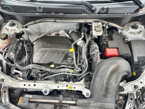 Used 2022 Buick Encore GX Preferred w/ Sport Touring Package FWD image 28