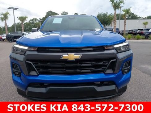 Used 2023 Chevrolet Colorado LT w/ LT Convenience Package III RWD image 2