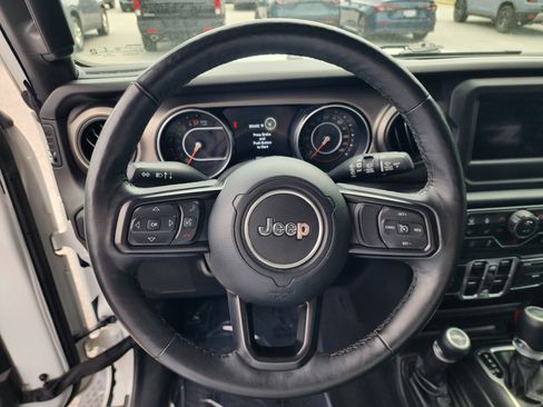 Used 2019 Jeep Wrangler Unlimited Sport S AWD/4WD image 23