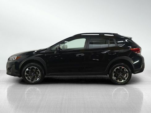 Used 2023 Subaru Crosstrek 2.0i Premium image 2