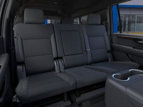 New 2026 Chevrolet Suburban LS AWD/4WD image 17