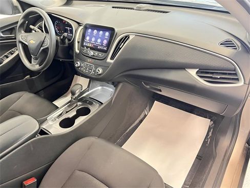 Certified 2023 Chevrolet Malibu LT image 10