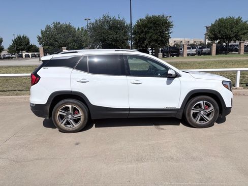 Used 2020 GMC Terrain SLT AWD/4WD image 3