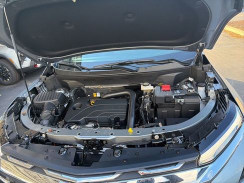 New 2026 Chevrolet Equinox LT w/ Convenience Package II image 43