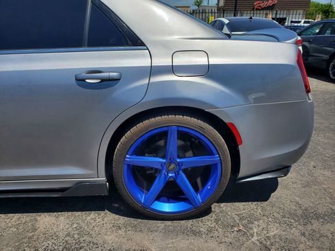 Used 2018 Chrysler 300 S w/ 300S Premium Group image 36