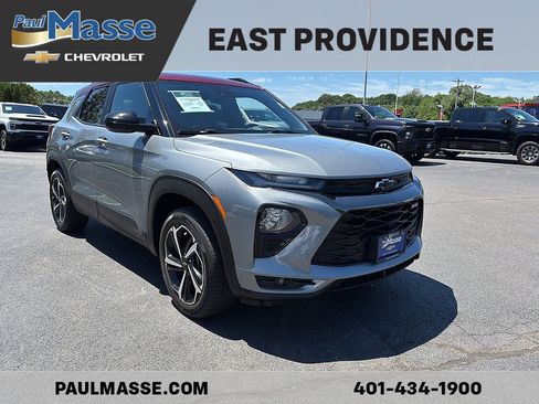 Used 2023 Chevrolet TrailBlazer RS w/ Sun and Liftgate Package AWD/4WD image 3