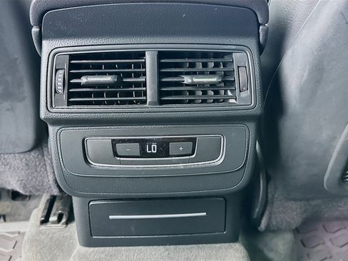 Used 2017 Audi Q7 2.0T Premium Plus w/ Premium Plus Package image 17