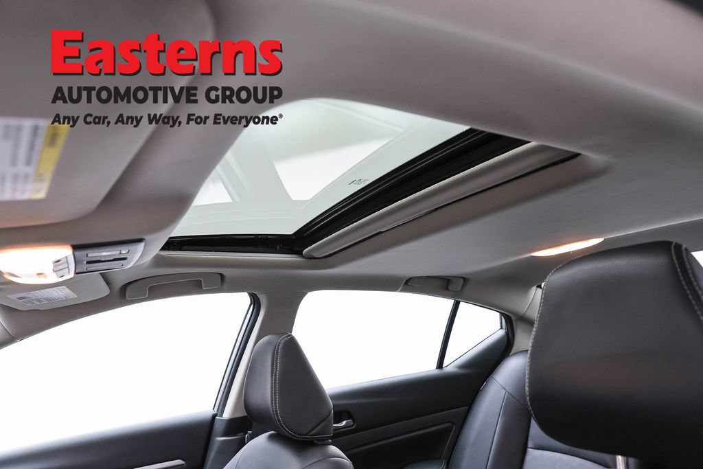 Used 2023 Nissan Altima 2.5 SL FWD image 35