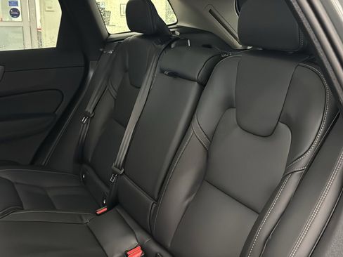 New 2026 Volvo XC60 B5 Ultra w/ Climate Package AWD/4WD image 26