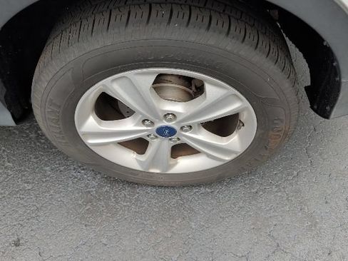 Used 2015 Ford Escape SE AWD/4WD image 3