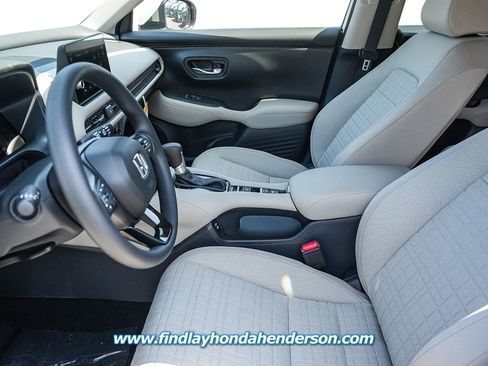 New 2027 Honda HR-V LX image 9