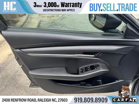Used 2022 MAZDA MAZDA3 s FWD image 14