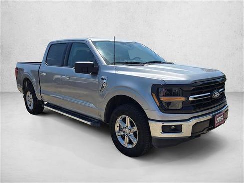 Used 2025 Ford F150 XLT w/ Equipment Group 301A Standard AWD/4WD image 3