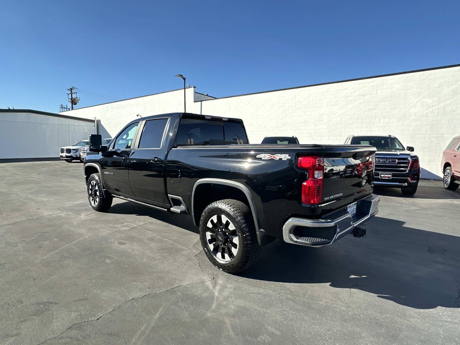 Used 2020 Chevrolet Silverado 2500 LT w/ All Star Edition AWD/4WD image 7