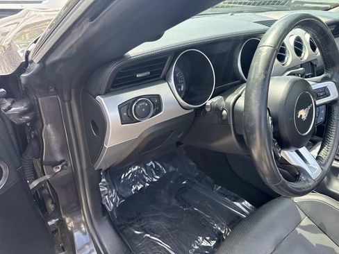 Used 2022 Ford Mustang GT Premium RWD image 19