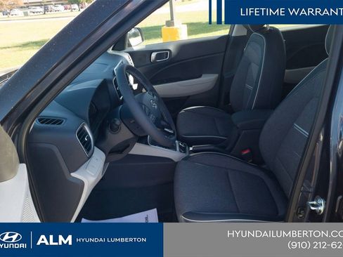 New 2026 Hyundai Venue SEL FWD image 15