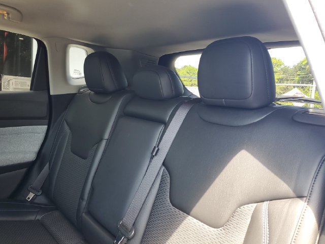 Used 2022 Jeep Compass Latitude w/ Convenience Group AWD/4WD image 30