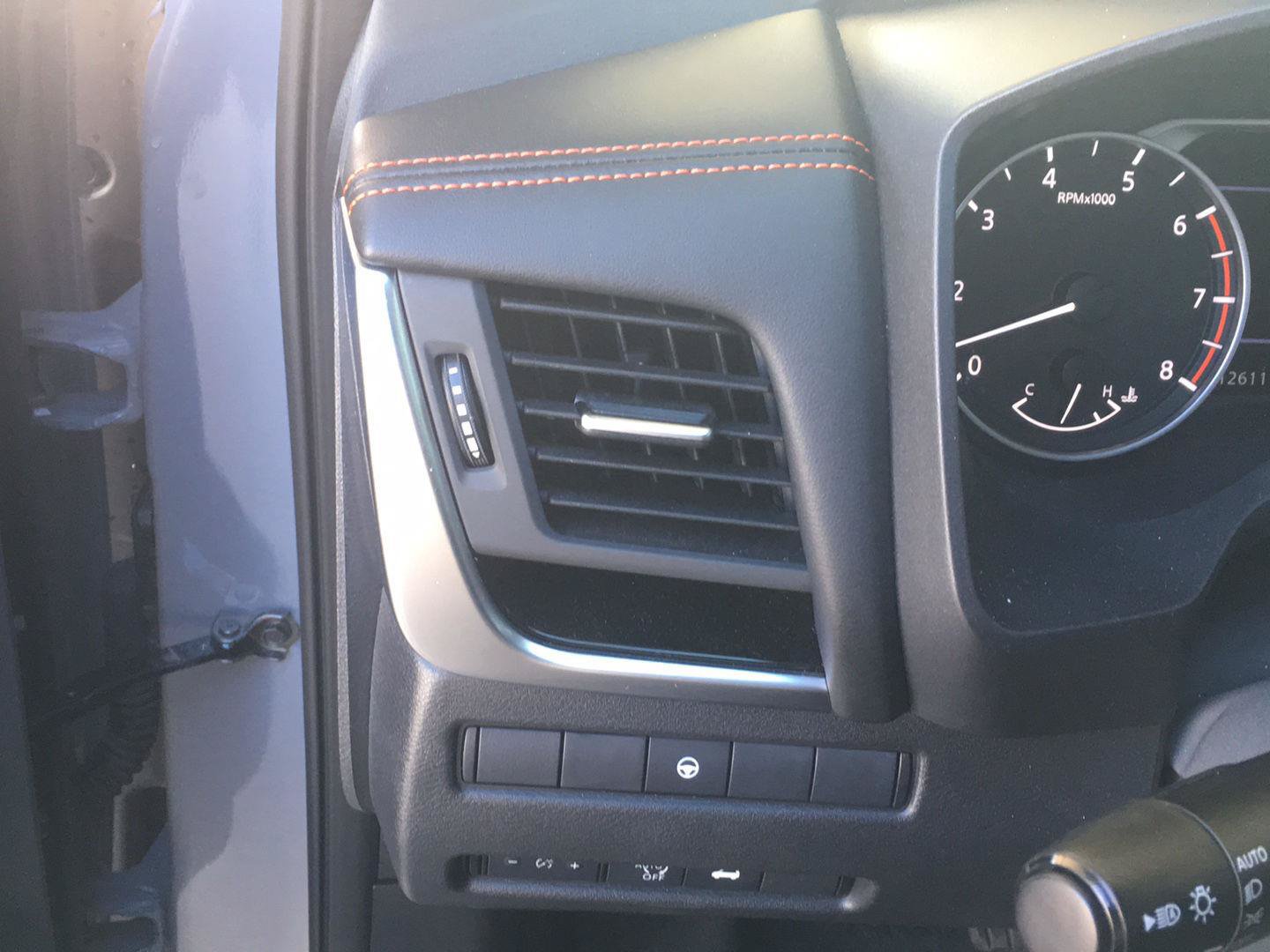 Used 2025 Nissan Rogue SV AWD/4WD image 14
