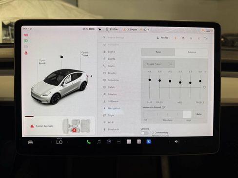 Used 2021 Tesla Model Y Long Range AWD/4WD image 13