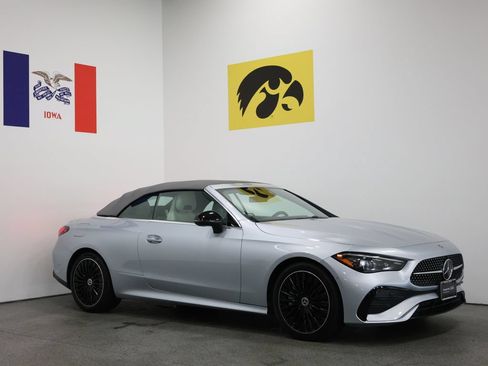 Used 2024 Mercedes-Benz CLE 450 4MATIC Cabriolet image 1