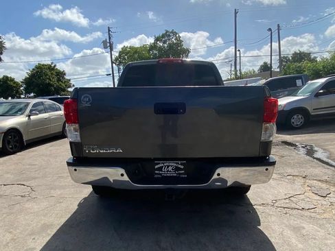 Used 2011 Toyota Tundra Limited w/ Memory Pkg RWD image 5