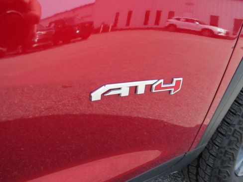 Used 2025 GMC Acadia AT4 w/ Super Cruise Package AWD/4WD image 10
