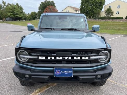 Used 2022 Ford Bronco Outer Banks image 2