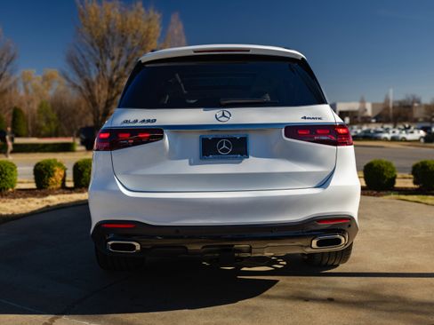 New 2026 Mercedes-Benz GLS 450 4MATIC image 11