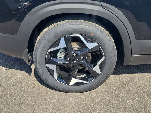 New 2026 Kia Seltos S image 38
