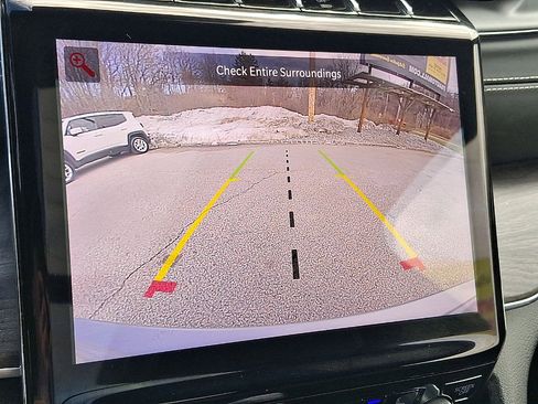 Certified 2022 Jeep Grand Cherokee Overland image 15