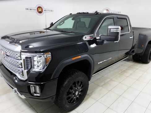 Used 2022 GMC Sierra 3500 Denali image 34