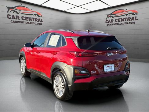 Used 2021 Hyundai Kona SEL image 3