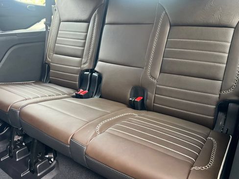 New 2026 GMC Yukon Denali Ultimate AWD/4WD image 13