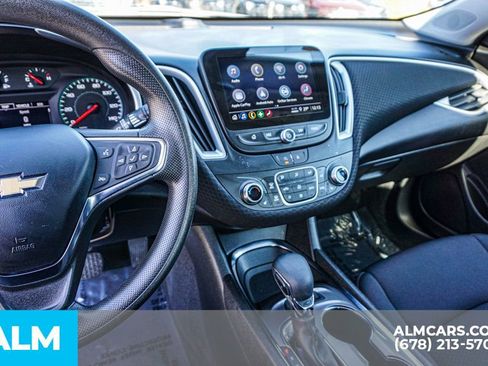 Used 2024 Chevrolet Malibu LT image 32