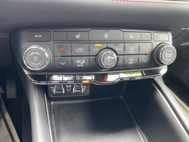 Used 2025 Dodge Durango GT AWD/4WD image 23