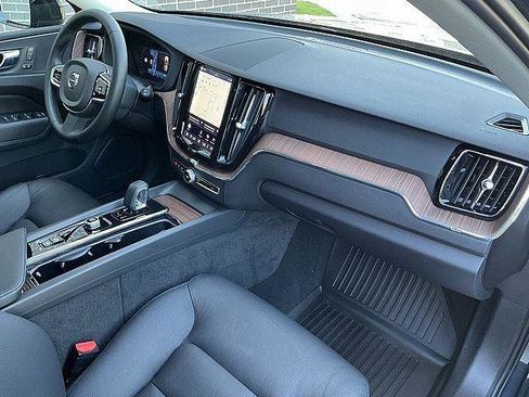 Certified 2023 Volvo XC60 B5 Plus w/ Climate Package AWD/4WD image 20